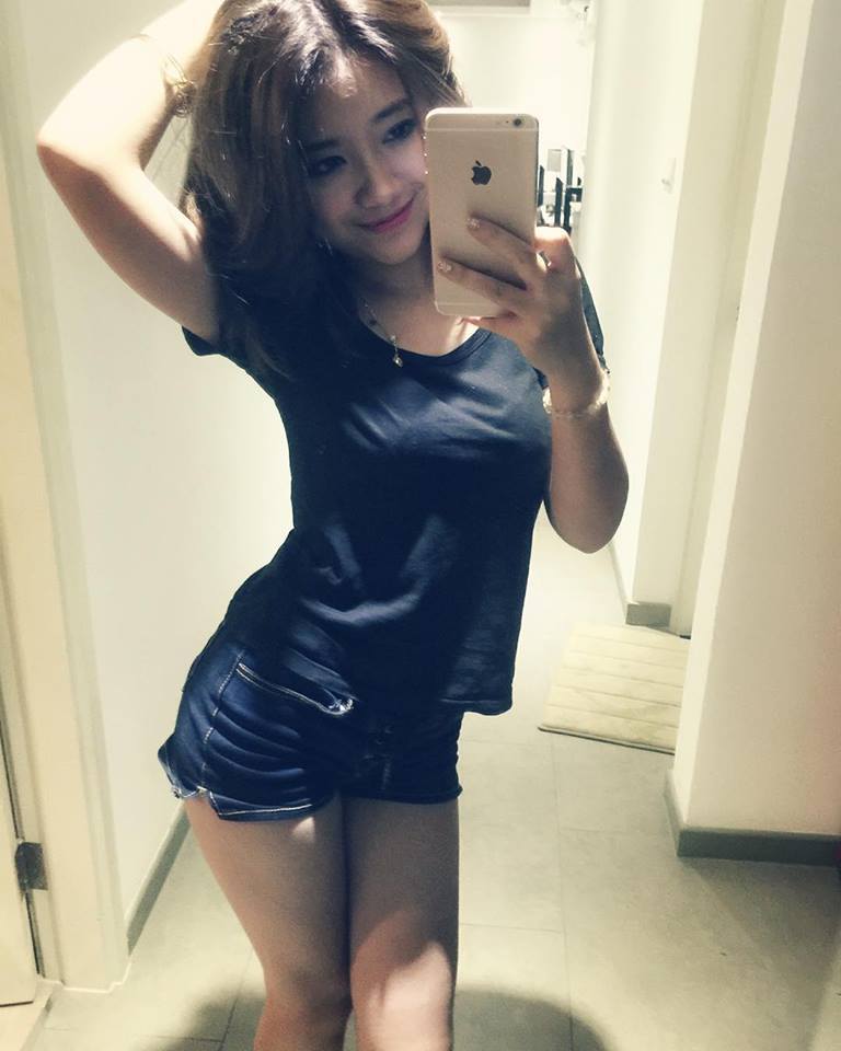 少妇野外做爰午夜电影